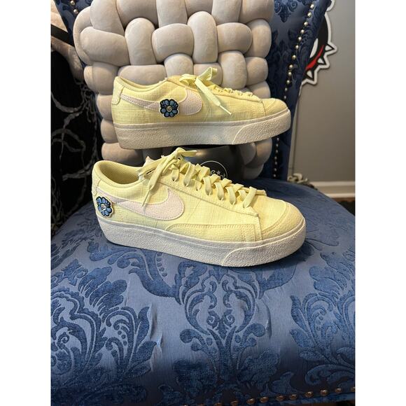 Nike Blazer Low Platform Next Nature SE size 8.5/EU40 - Picture 1 of 5